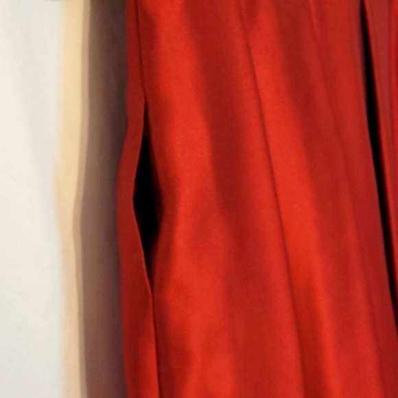 𝅺Nicole Miller Sleeveless Deep V Neck Gown - Picture 7 of 14